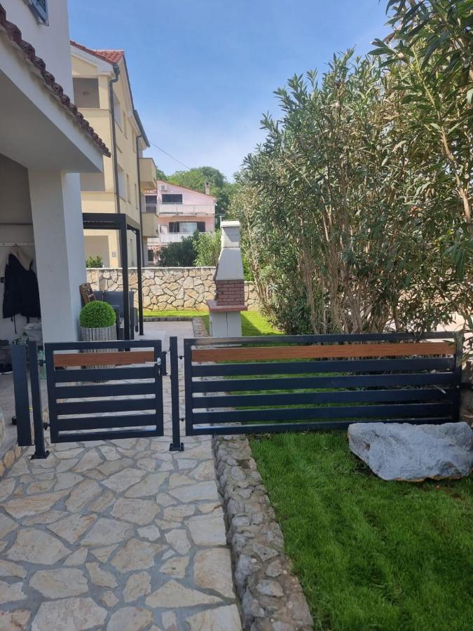 Villa Marta Porat  Exterior photo