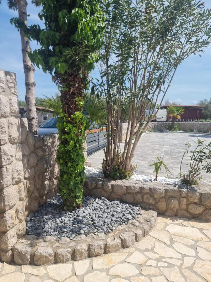 Villa Marta Porat  Exterior photo