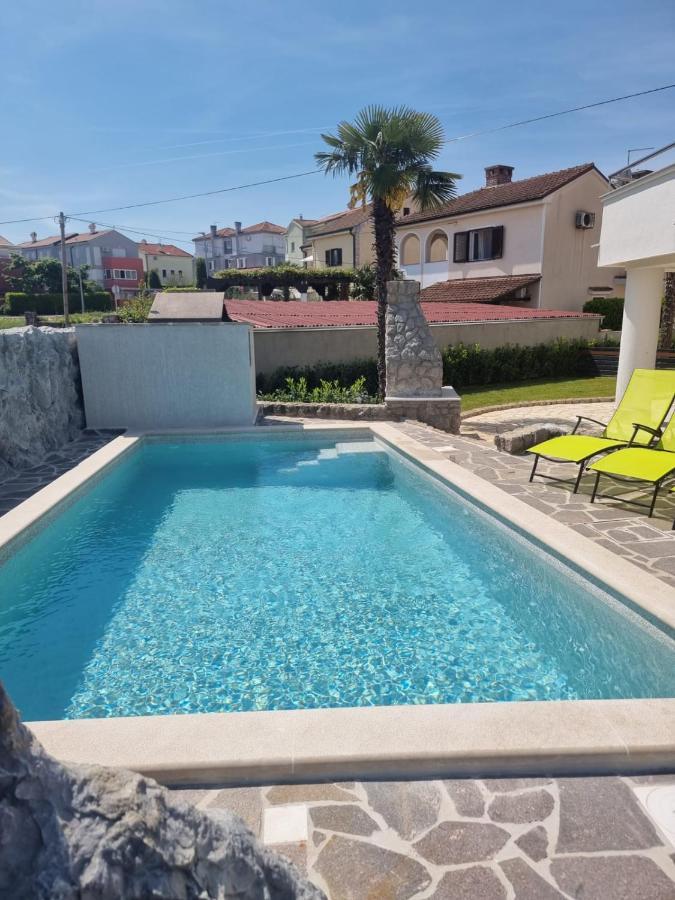 Villa Marta Porat  Exterior photo